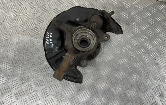 Toyota Avensis T250 Front wheel hub 477810F010 4350205040