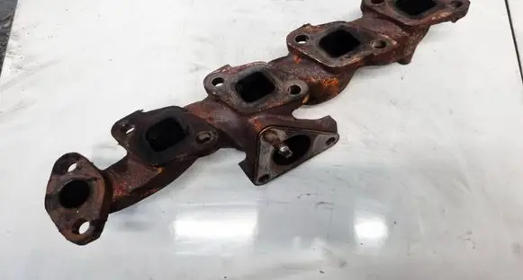 Nissan Almera Tino Exhaust manifold 