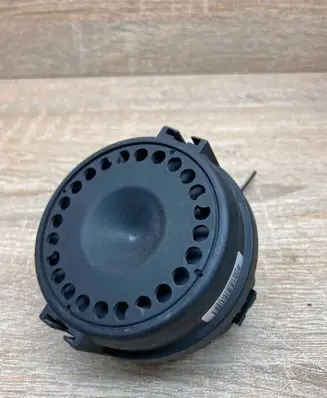 Volkswagen PASSAT B6 Alarm system siren VWSIGNAL
