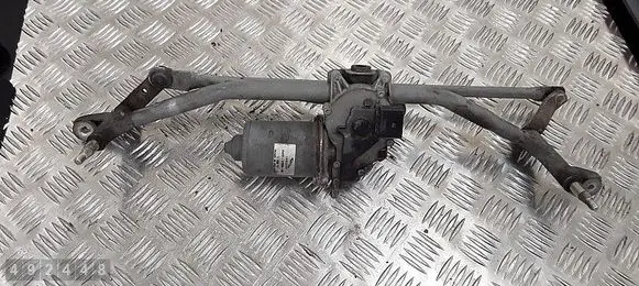 Front wiper linkage