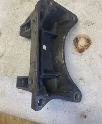 Mercedes-Benz E W211 Engine mounting bracket A1402421340