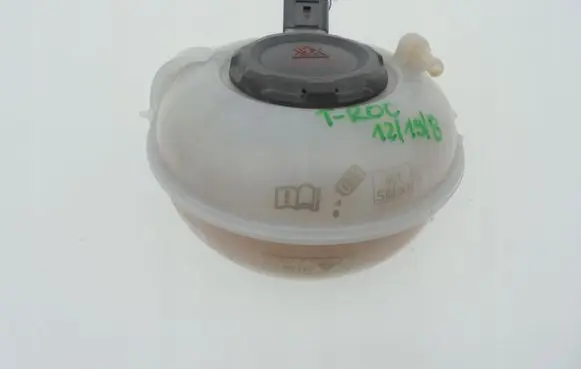 Volkswagen T-Roc Coolant expansion tank/reservoir 5Q0121407G