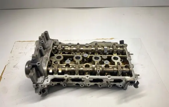 Hyundai Santa Fe Engine head G4KJ