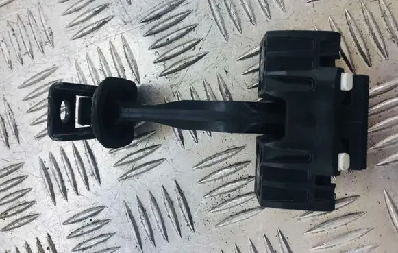 Skoda Roomster (5J) Front door check strap stopper 5J0839249