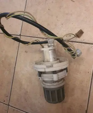 Audi A6 S6 C4 4A Fuel injection high pressure pump 895201779G 03T101 72165105