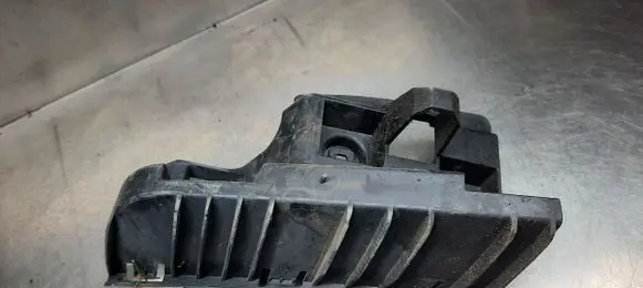 Volvo S60 Fender mounting bracket