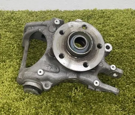 Porsche Macan (95B) Rear wheel hub 8R0505435C