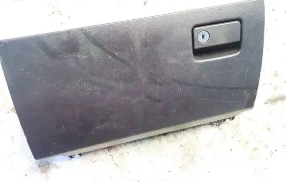 Toyota RAV 4 (XA30) Glove box 5555042050 55550-42090