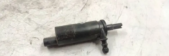 BMW 3 E90 E91 Headlight washer pump 6973097 6977309