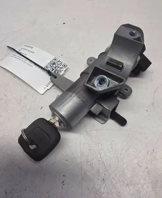 Volvo S80 Ignition lock 8626324