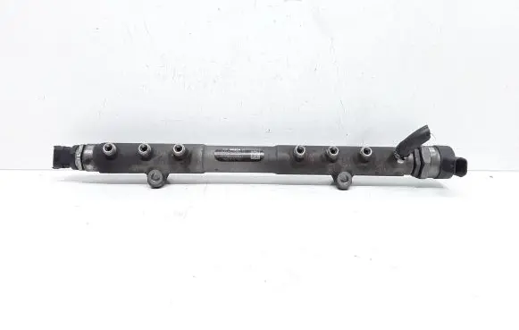 Volvo XC70 Fuel main line pipe 30777576 0281002712 31259011