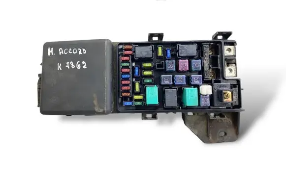 Honda Accord Fuse module