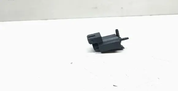 BMW 3 E90 E91 Vacuum valve 7810831