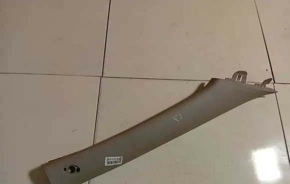 KIA Ceed (C) pillar trim 858121H000
