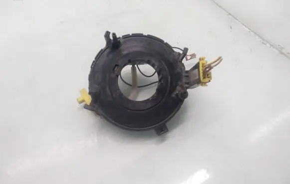 Skoda Fabia Mk1 (6Y) Airbag slip ring squib (SRS ring) 1J0959653B