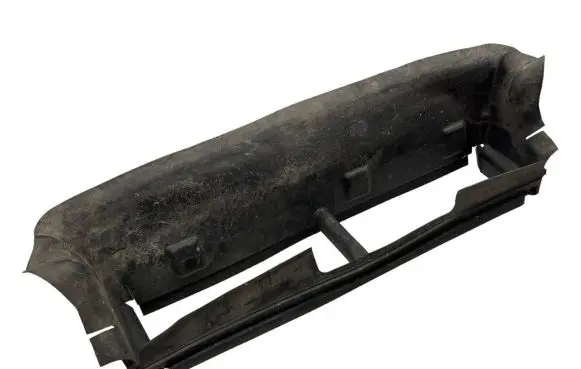 Ford Focus Intercooler air guide/duct channel BM518312A
