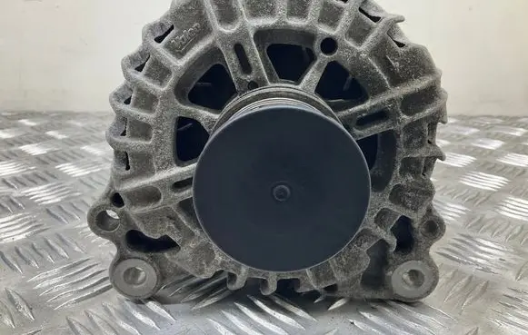 Skoda Octavia Mk3 (5E) Generator/alternator 03L903023L