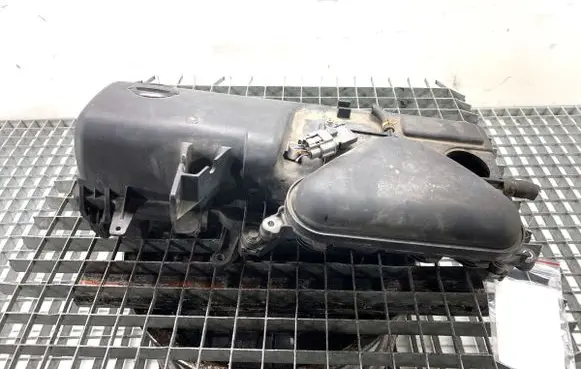 Nissan Note (E11) Air filter box