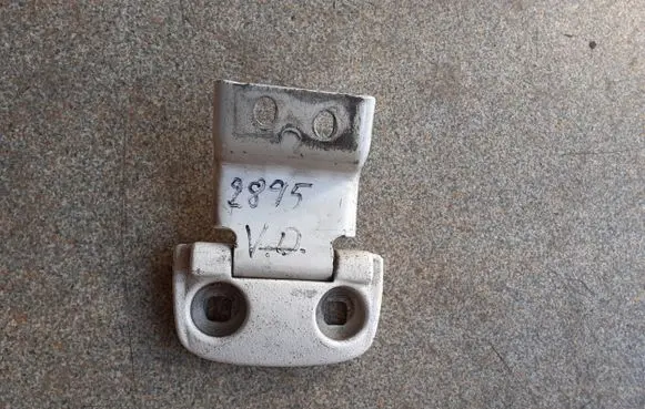 Fiat Ducato Rear door upper hinge B98666