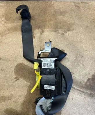 KIA Niro Front seatbelt 88810