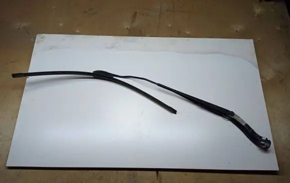 Citroen Jumpy Front wiper blade arm 140045668001