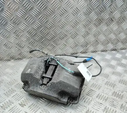 BMW 5 G30 G31 G38 Front brake caliper 6885839