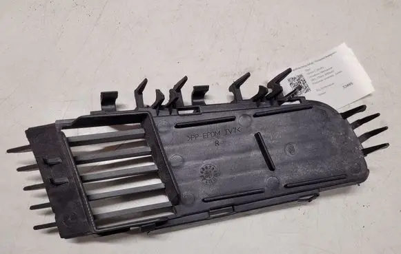 Opel Vectra C Front bumper lower grill