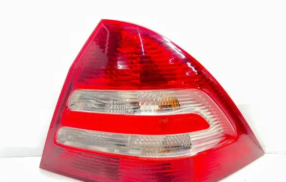Mercedes-Benz C W203 Rear/tail lights A2038202064