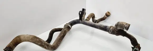 Engine coolant pipe/hose