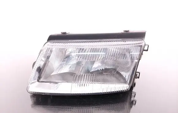 Volkswagen PASSAT B5 Headlight/headlamp 205080B