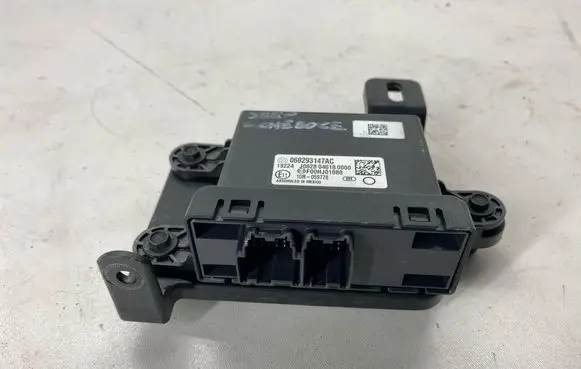 Jeep Grand Cherokee Gateway control module 068293147AC 10R059778 F00HJ01888