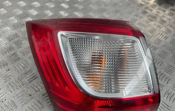 Rear/tail lights