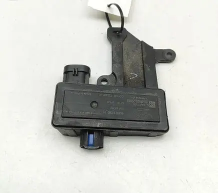 Peugeot 3008 III Current control relay 9839732080