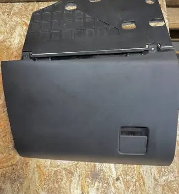 Opel Vectra C Glove box 13151852 460029937