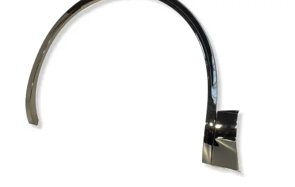 Volkswagen Touareg III Front arch trim 760853717