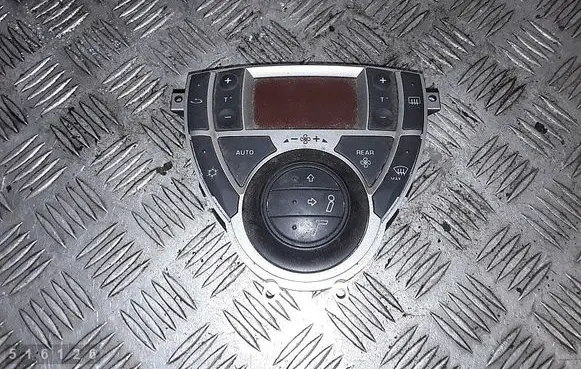 Citroen C8 Climate control unit a83010400