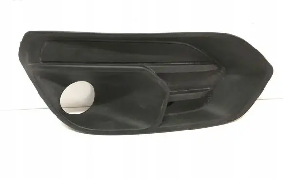 Iveco Daily 6th gen Front bumper lower grill 105802356345