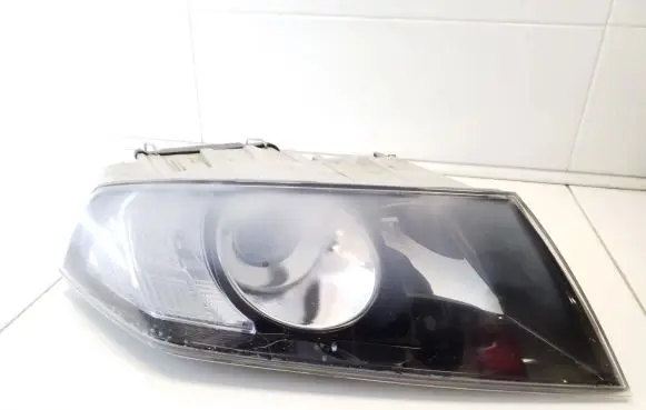 Skoda Octavia Mk2 (1Z) Headlight/headlamp 086651111R