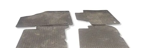 Volkswagen Touran I Car floor mat set 