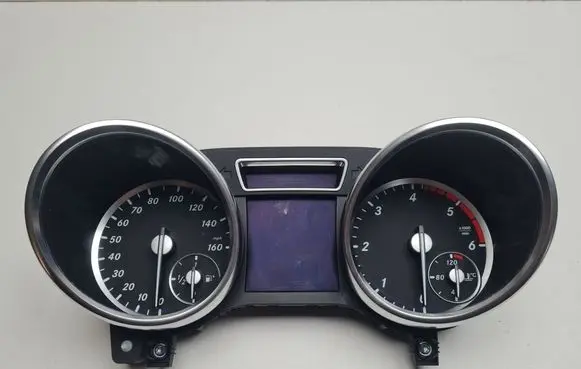 Mercedes-Benz ML W166 Speedometer (instrument cluster) A1669007610