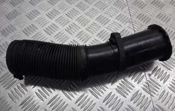 Volvo V50 Air intake hose/pipe 7689484400