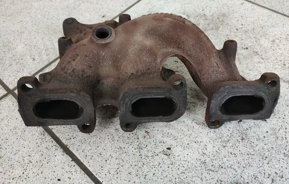 Exhaust manifold