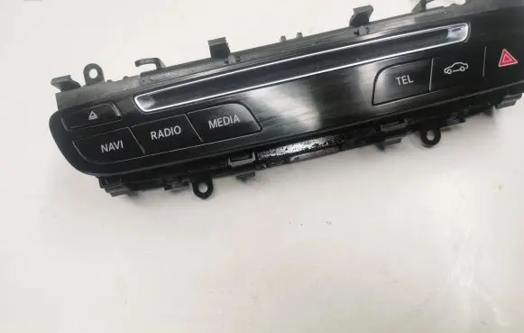 Mercedes-Benz C W205 Head unit multimedia control A2059055201 SW132800 FW133300