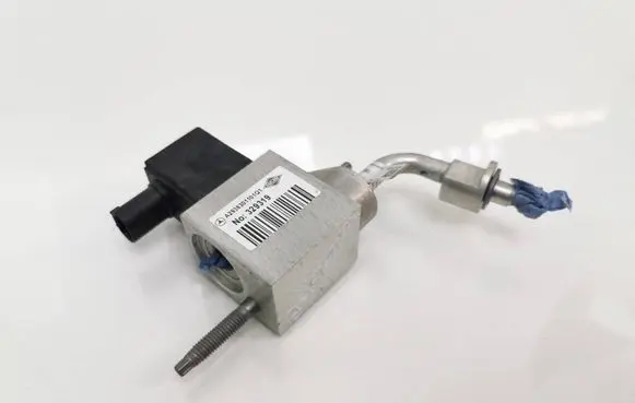 Air conditioning (A/C) expansion valve