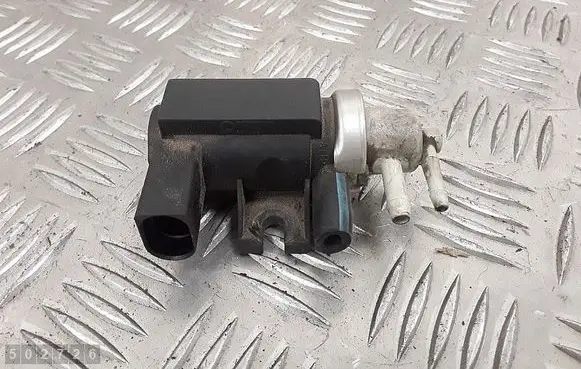 Audi A4 S4 B6 8E 8H Turbo solenoid valve 1j0906627b 72290345 04t043