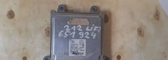 Mercedes-Benz E W212 Engine control unit/module ECU A6519003701-MERC A6519003701
