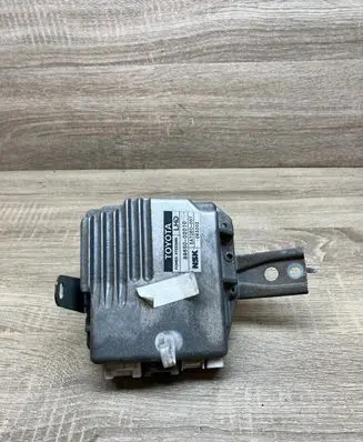 Toyota Corolla E120 E130 Power steering control unit/module 8965002010 EATCEC007 063202