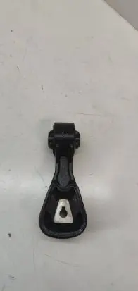 Peugeot 508 RXH Engine mounting bracket
