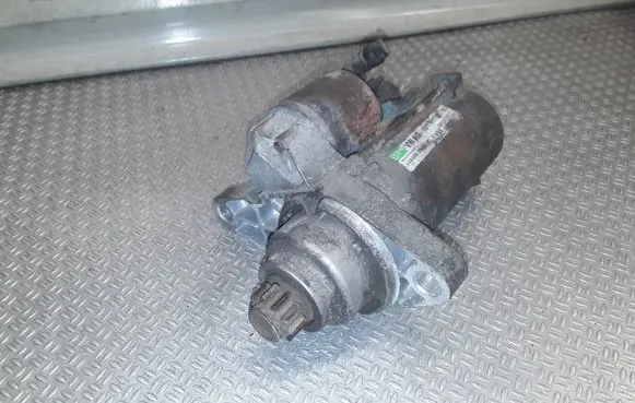 Volkswagen Polo IV 9N3 Starter motor 02T911023S D6gs12