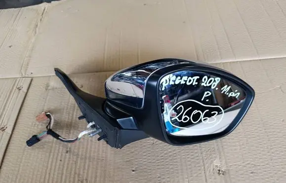 Peugeot 208 I Front door electric wing mirror